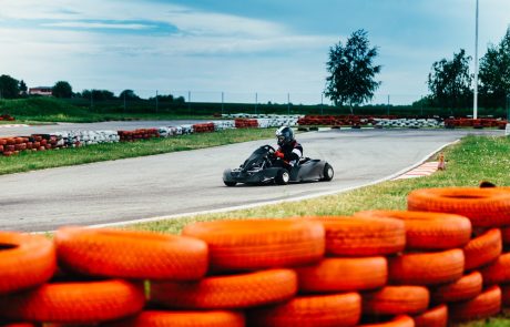 אדרנלין על המסלול – איך לבחור את הפעילות המושלמת לאירוע הבא