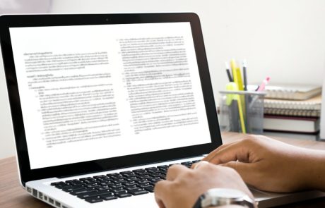 איך לסיים את התואר בהצטיינות? חשיבות הסיוע המקצועי בכתיבה אקדמית