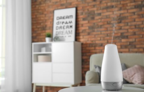 כיצד מפיץ ריח חשמלי הופך כל חלל לבית וכל עסק למותג