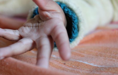 מה ההבדל בין טיפול רגשי לילדים לבין טיפול פסיכיאטרי