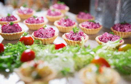 מרכז הקייטרינג הישראלי מגדיר מחדש מהו קייטרינג מקצועי לאירועים