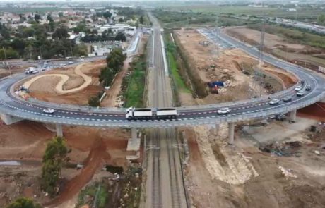 רכבת ישראל: הושלם פרויקט הפרדה מפלסית, כך התווספו 160 חניות בתחנת הרכבת כפר חב"ד