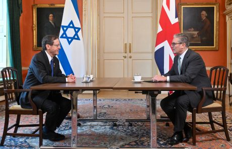 יחסינו לאן: נשיא המדינה נפגש עם ראש ממשלת בריטניה