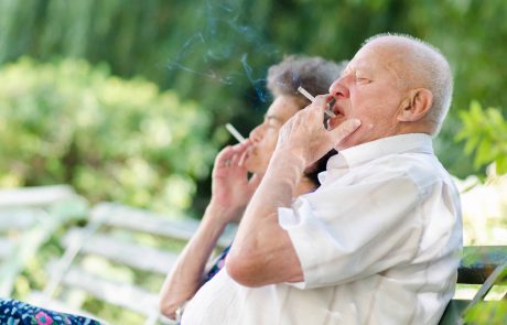 גמילה מסיגריות בגיל המבוגר – האם עדיין יש טעם להפסיק?